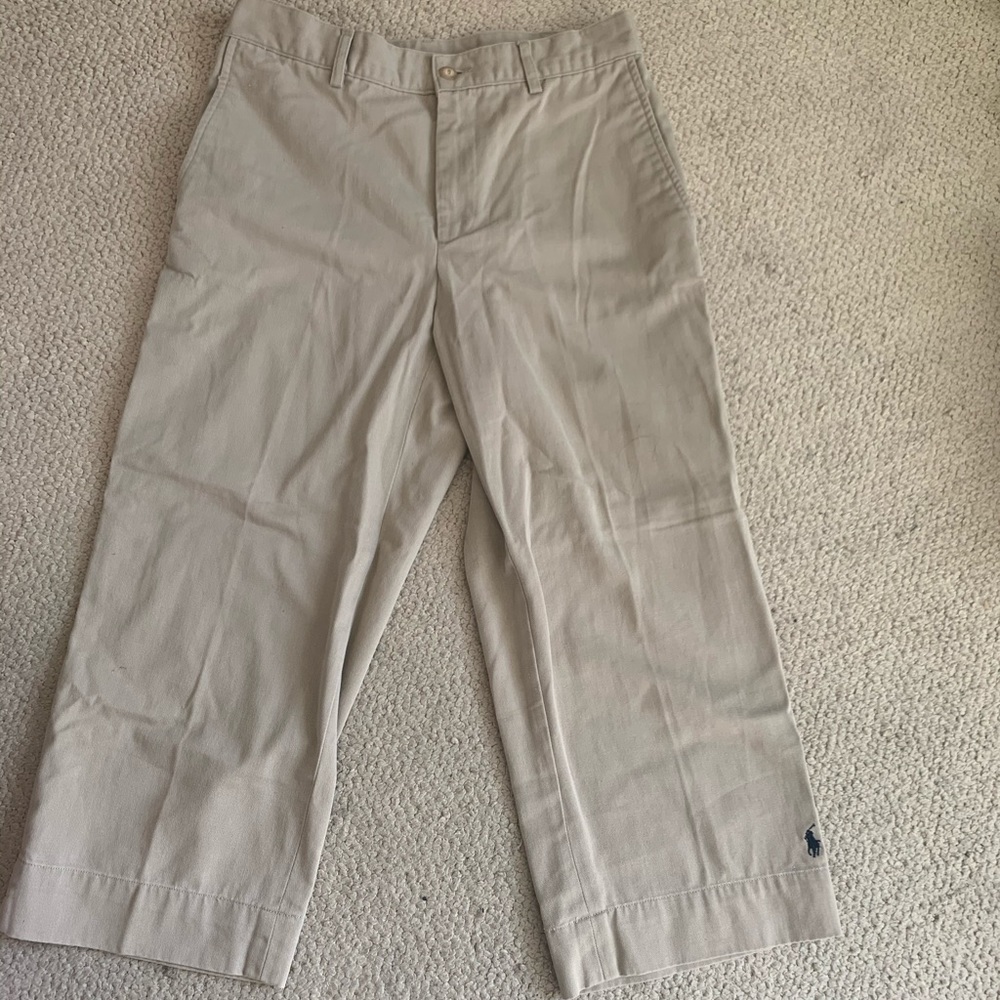 Ralph Lauren size 8 khaki Capri pants